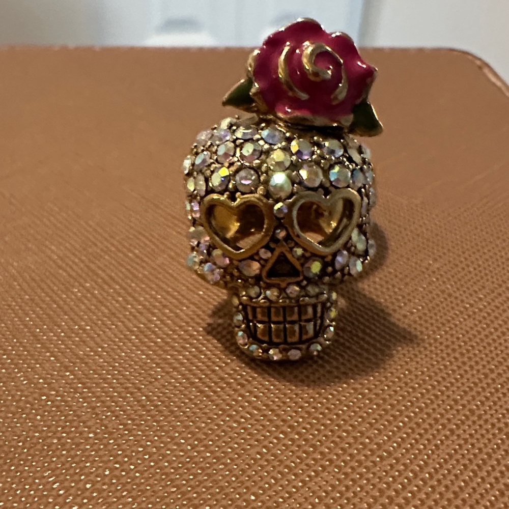Betsey Johnson Gold Skull Ring with Pink Rose Accent